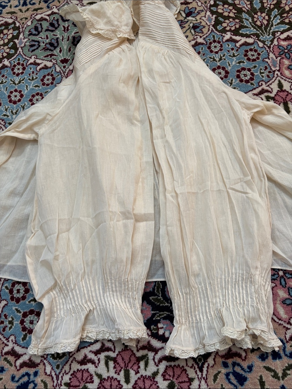 Doen Pintucked Ruffled Top - Picture 14 of 16